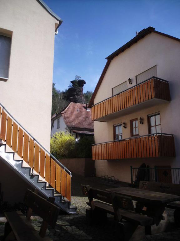 Pension - Gaestehaus Zum Pfaelzerwald Hinterweidenthal Zewnętrze zdjęcie